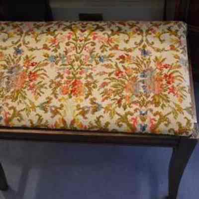 Stool, Needlepoint