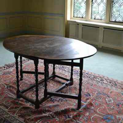 Drop Leaf Table