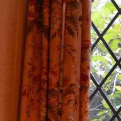 Curtain