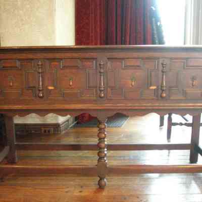 Sideboard