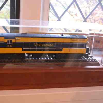 Model, Train