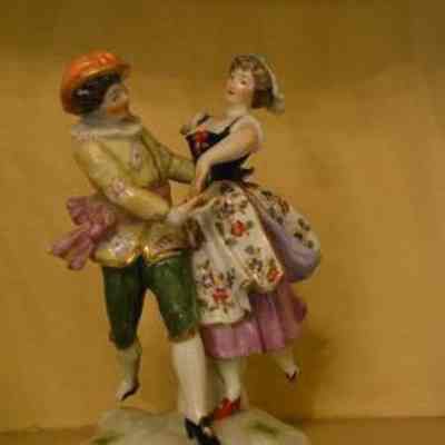 Figurine