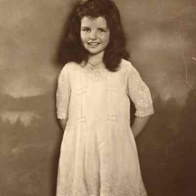 Coe_Natalie_026: Portrait of Natalie Coe as a little girl, photographed by Underwood & Underwood