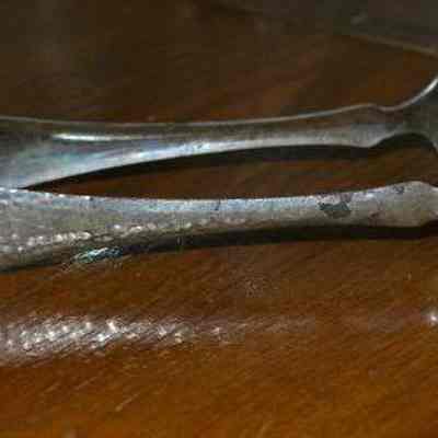 Tongs