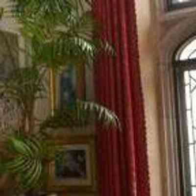 Curtain