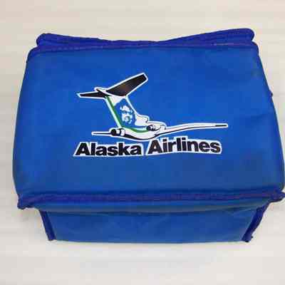 Alaska Airlines Lunch Bag: Blue