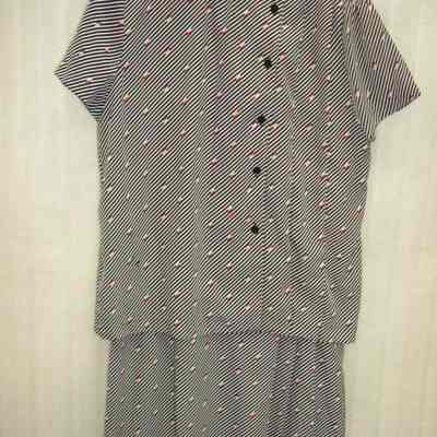 (female), Skirt and blouse set