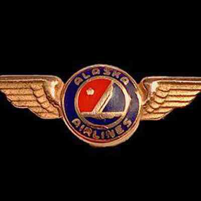 Alaska Airlines 3-year Service Pin - Rose Gold Wings