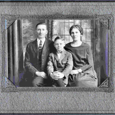 Photographic Print: Unknown Man, Woman & Child