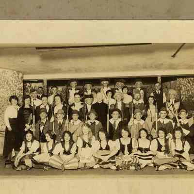 Unknown Cast Photo