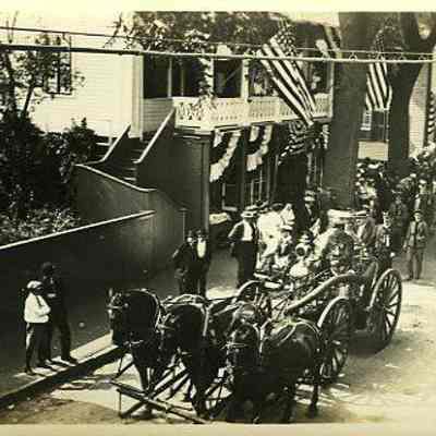 Horse-drawn fire engine, Stonington CT