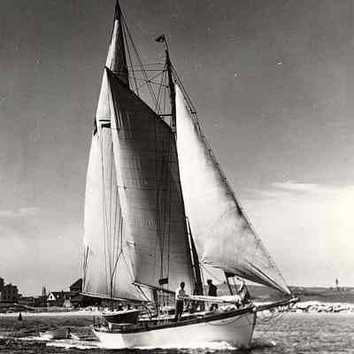 Sailing sloop under sail, Stonington CT