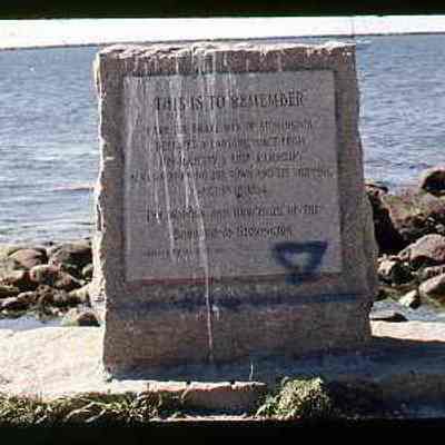 Memorial at Stonington Point