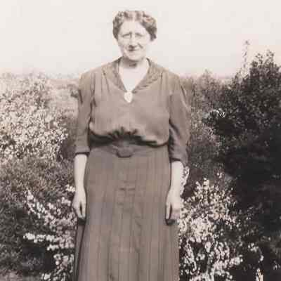 Crouch Family Photograph Collection