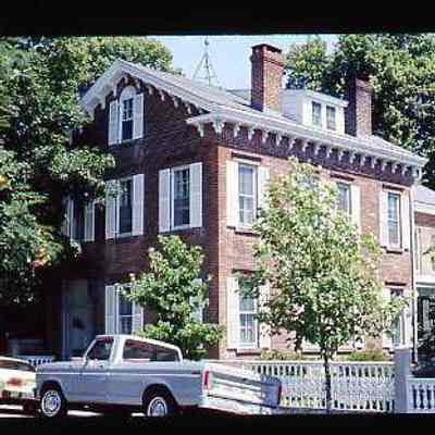 35 Main Street