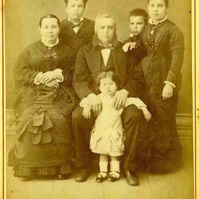 Six relatives of William Rose