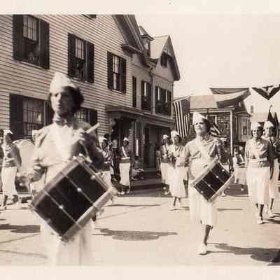 Stonington Parade