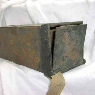 Box, Money