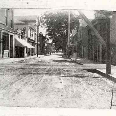 Water Street railroad crossing south of High Street