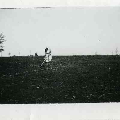 Vida Sylvester working in field in Tulsa OK(?)