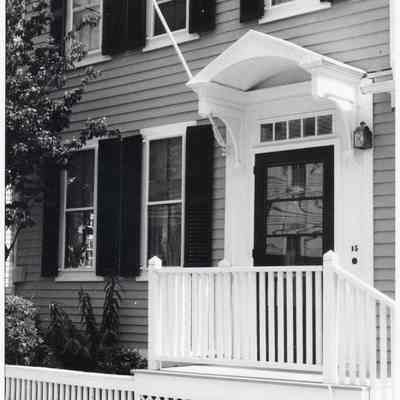 15 Grand Street