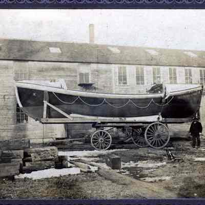 Walter Fish with his rig, 1900