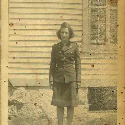 Savin, Amy W.