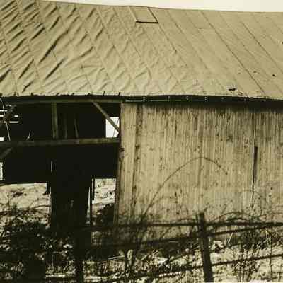 Damaged building structure