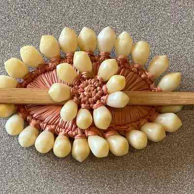 Fanning Island Hair Ornament