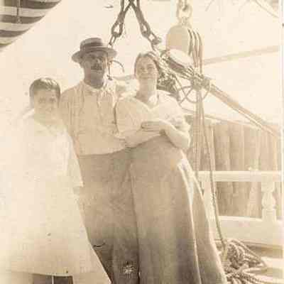 Capt. R. D. Tillotson, Vera Tillotson, and Dorothea Hewitt