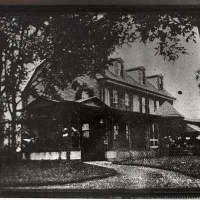 Stonington Manor Inn, Walnut Grove, Stonington CT
