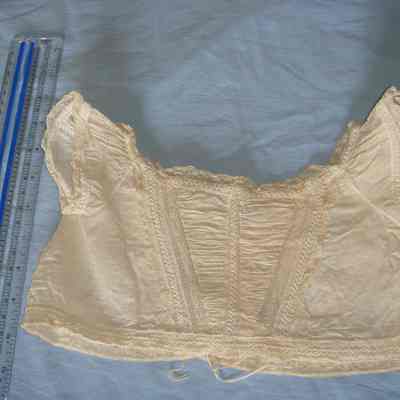 Chemise