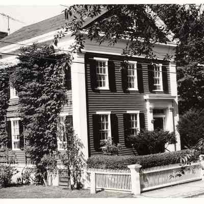 16 Denison Avenue