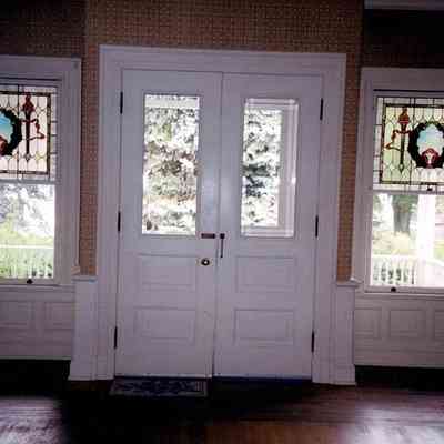 Entrance to Bella Vista