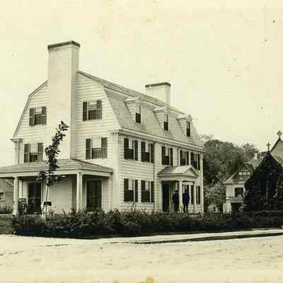 39 Church Street, Stonington CT