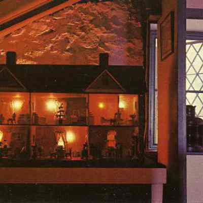 Antiqu Doll House at Lighthouse Museum, Stonington CT