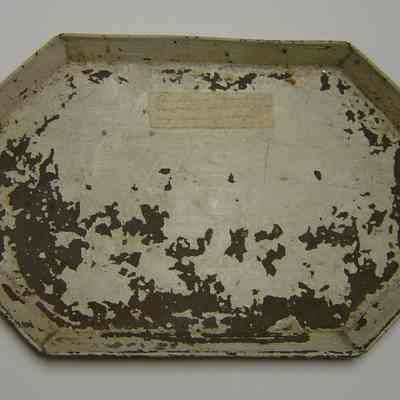 Tray