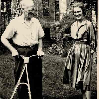 Fred Lanphear with his daughter Mildred, 1960