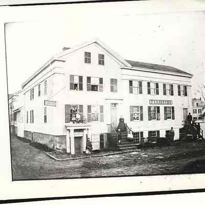 Mueller Furniture Store