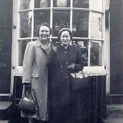 Dorothea Hewitt Gould collection