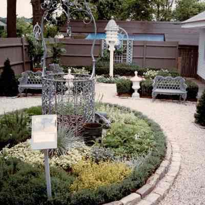Service Yard Garden, 1989
