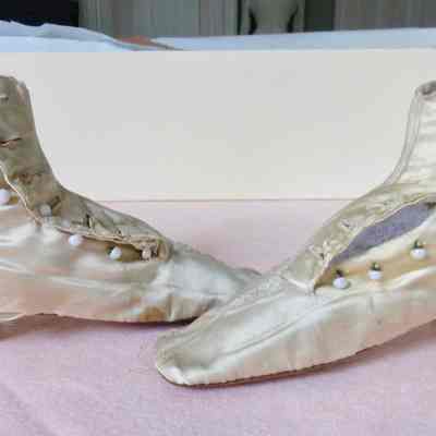 Shoe
