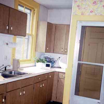 Kitchen, 166 Elm Street