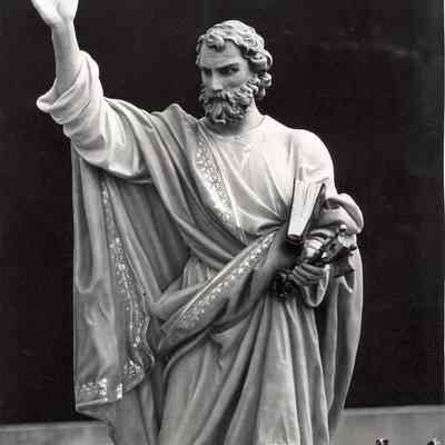 Float of St. Peter, close up