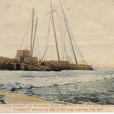 Wreck of the Schoonero Harry Knowlton on Weekapaug Beach RI