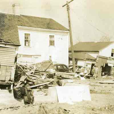 Damaged/destroyed houses