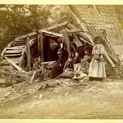 Women on a Picnic