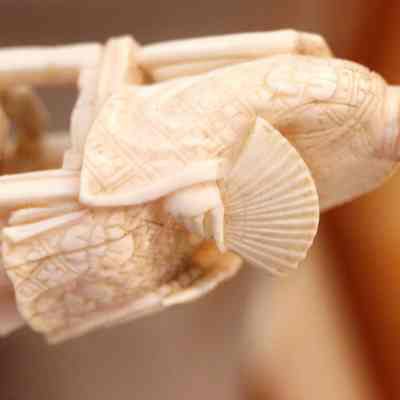 Figurine
