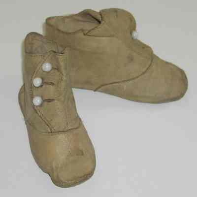 Shoe
