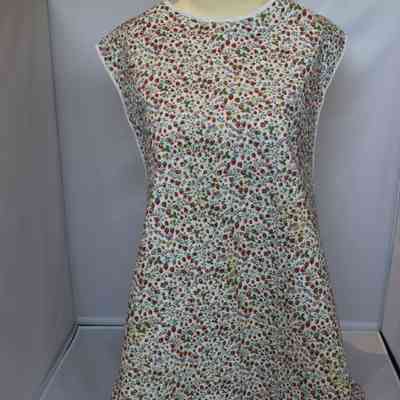 Strawberry print smock apron